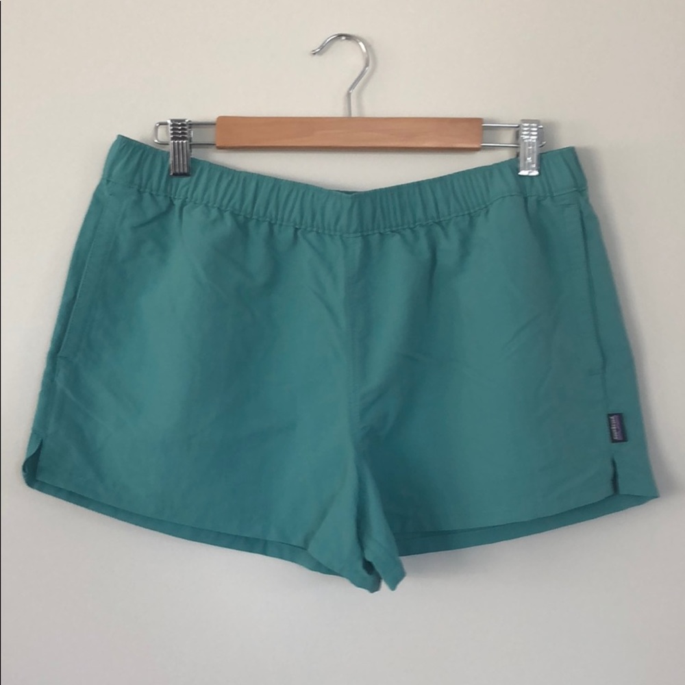 NWT Patagonia barely baggies shorts L large green